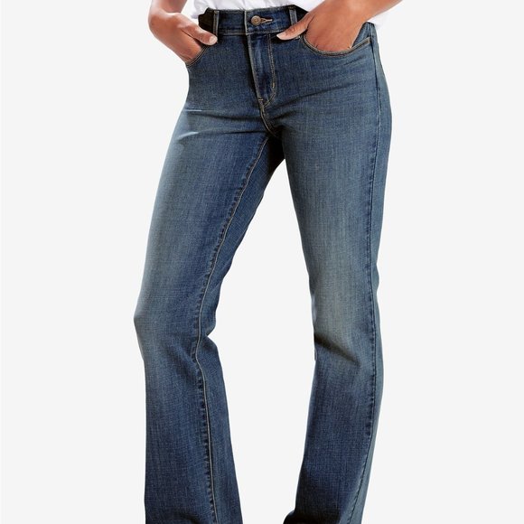 NWT Host Pick 6/4 Levi's Classic Boot Cut Jeans MSRP $59.50 - Picture 1 of 10